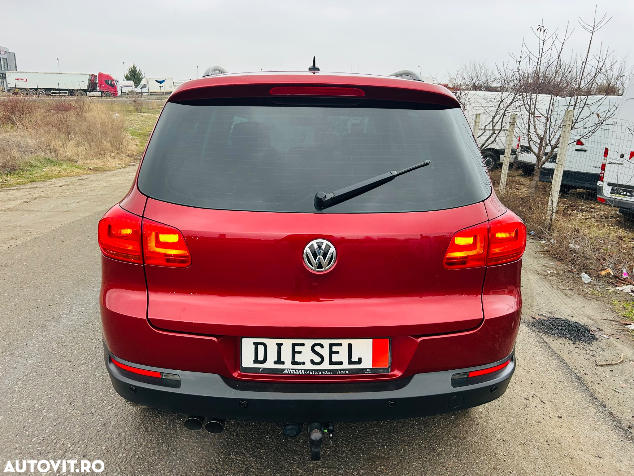 Volkswagen Tiguan 2.0 TDI 4Motion Track & Field - 8