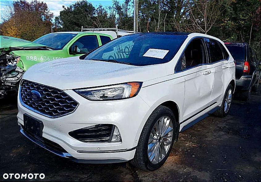 Ford Edge - 1