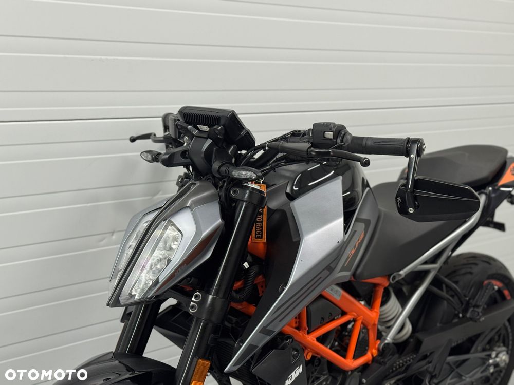 KTM Duke - 18