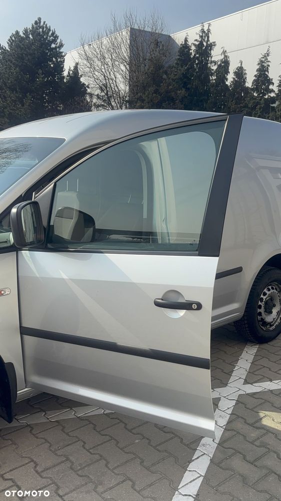 Volkswagen Caddy - 14