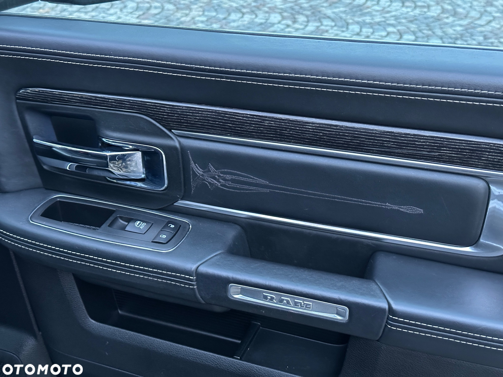 RAM 1500 - 37