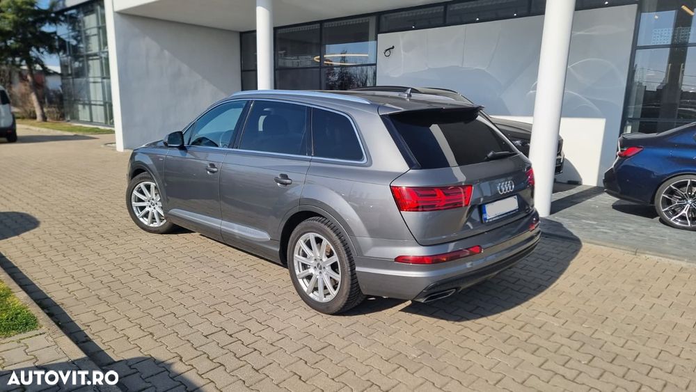 Audi Q7 - 3