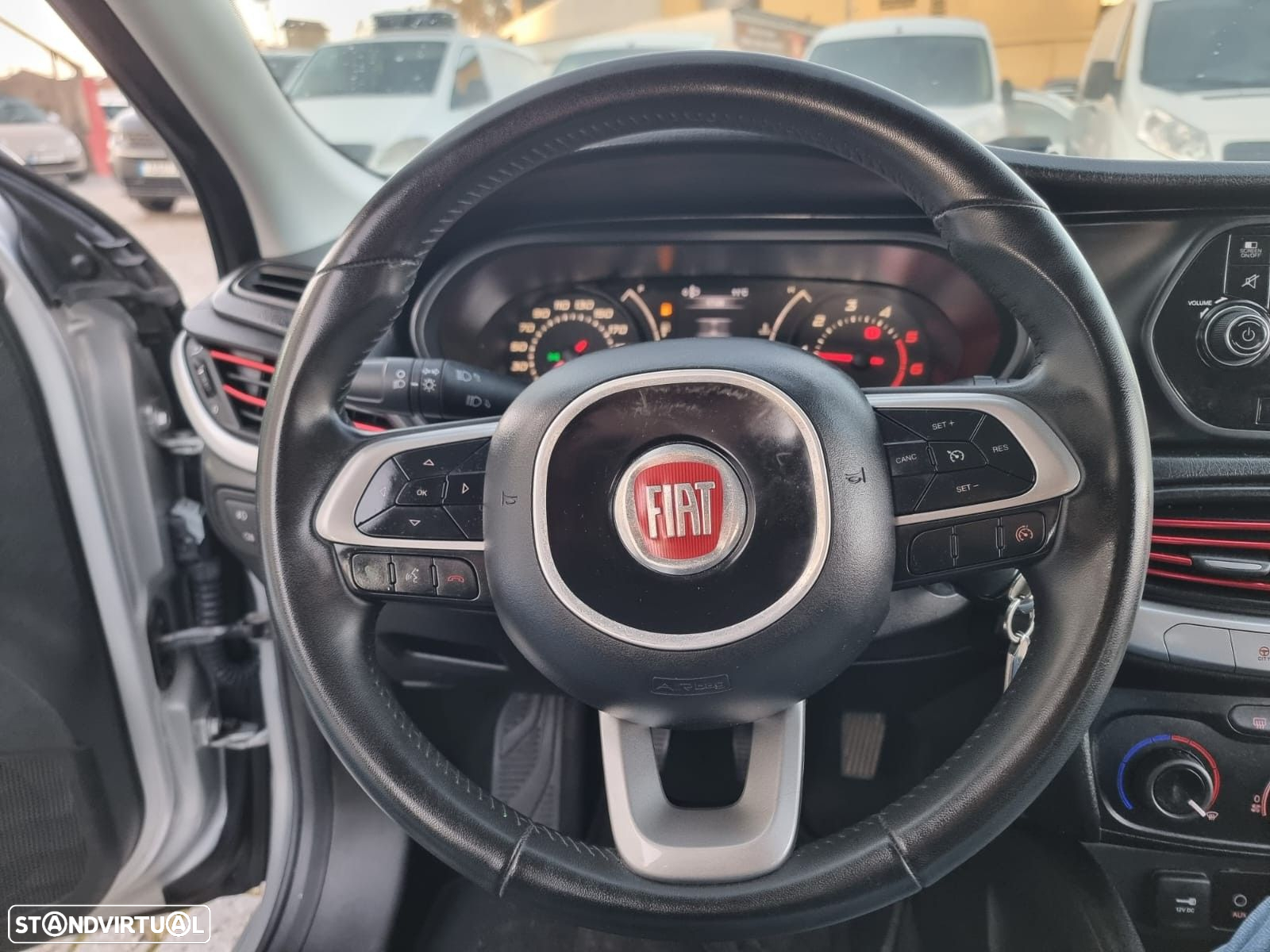 Fiat Tipo 1.3 M-Jet Lounge - 18