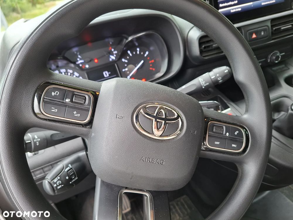 Toyota Proace city - 14