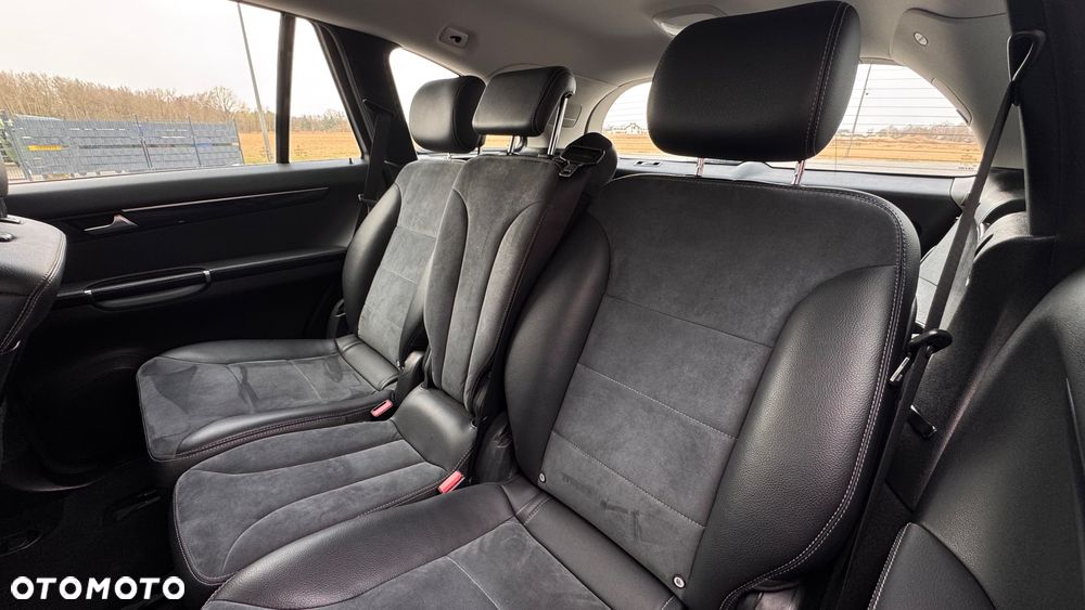 Mercedes-Benz Klasa R 300 CDI 7G-TRONIC DPF BlueEFFICIENCY Grand Edition - 36