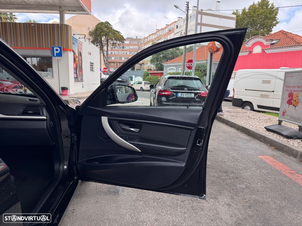 BMW 318 d xDrive - 15