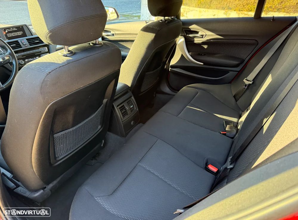 BMW 116 d Auto - 10