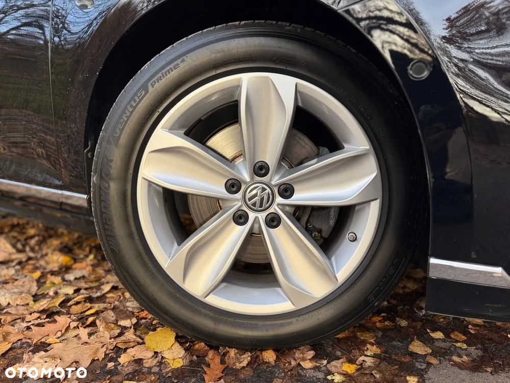 Volkswagen Passat Variant 2.0 TDI SCR DSG 4Motion Business - 10