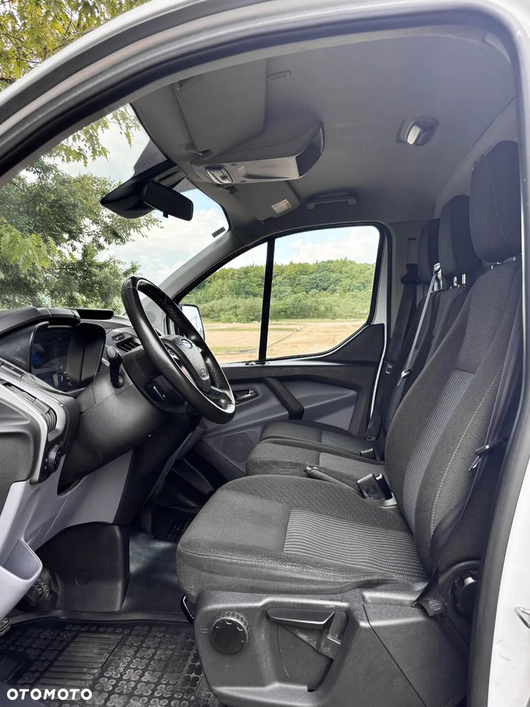 Ford transit custom - 11