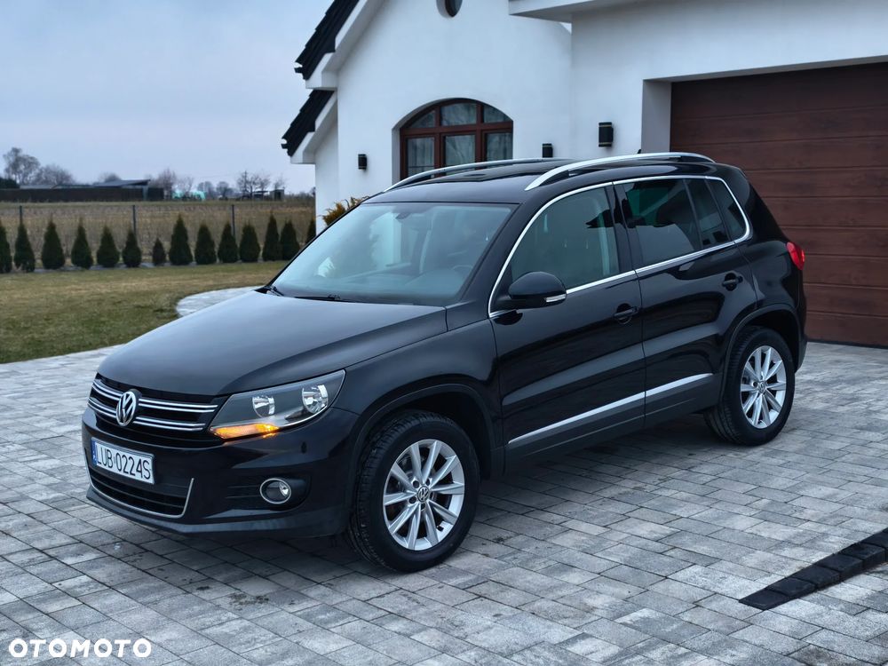 Volkswagen Tiguan - 1
