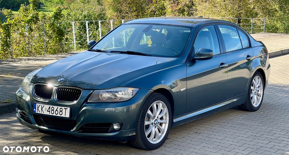 BMW Seria 3 320i - 1