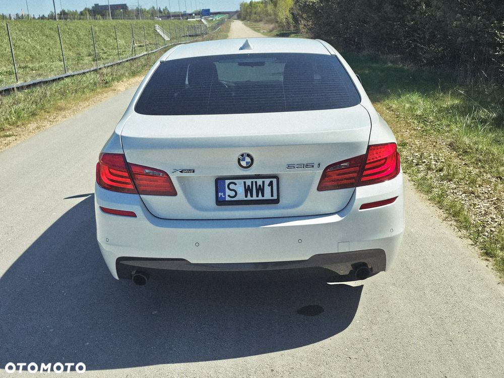 BMW Seria 5 535i xDrive - 16