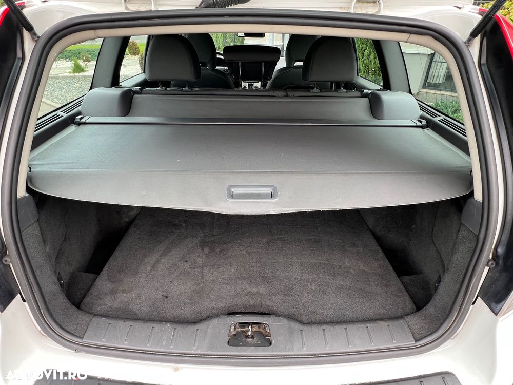 Volvo V50 2.0 D Kinetic - 9
