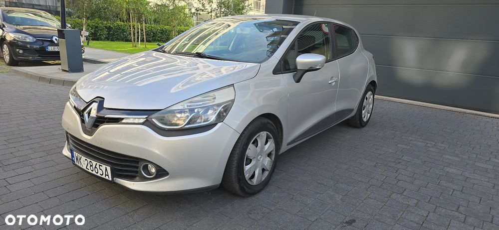 Renault Clio - 10