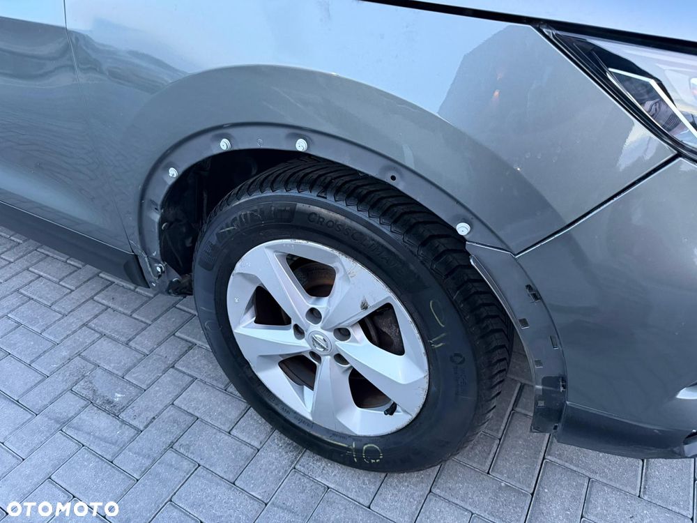 Nissan Qashqai 1.6 DCi Xtronic N-Connecta - 26