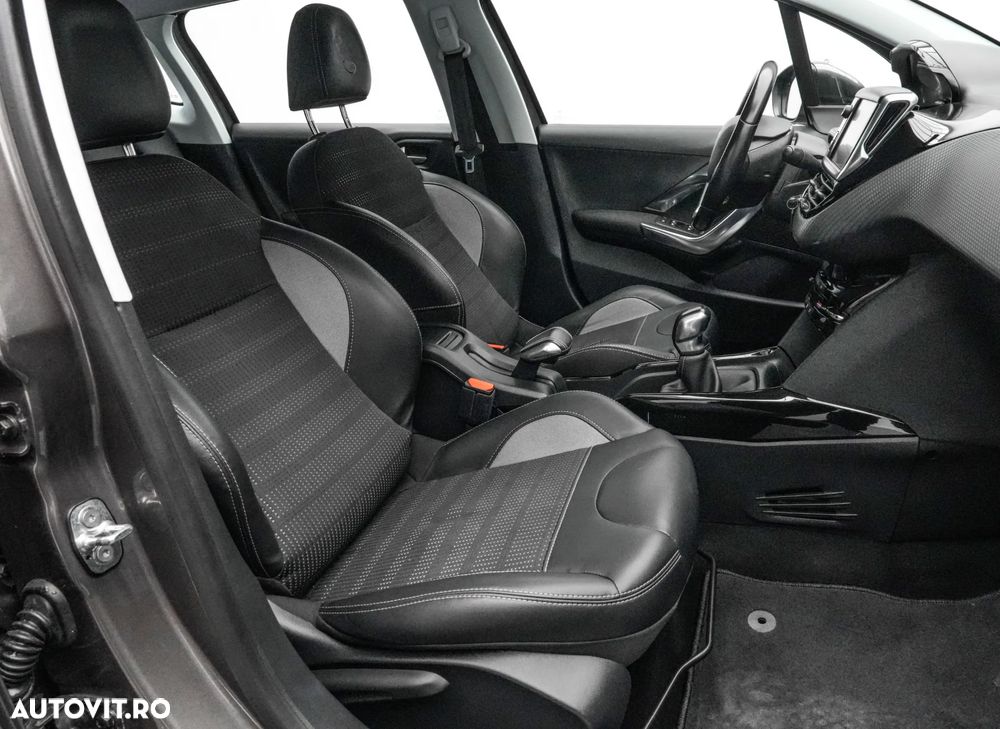 Peugeot 2008 - 14