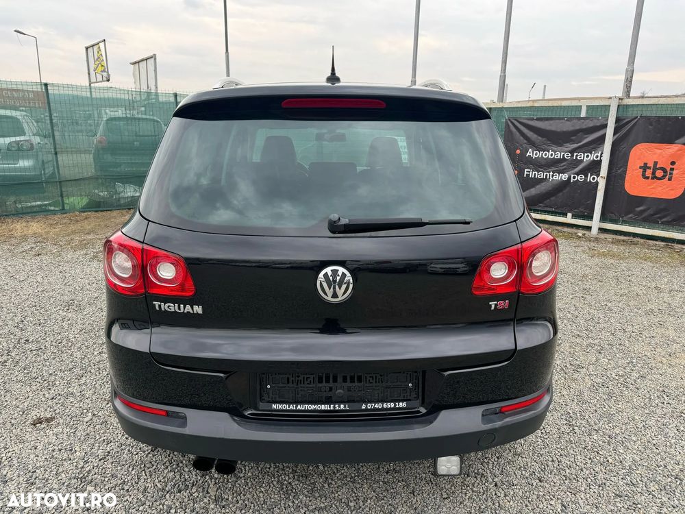 Volkswagen Tiguan - 6