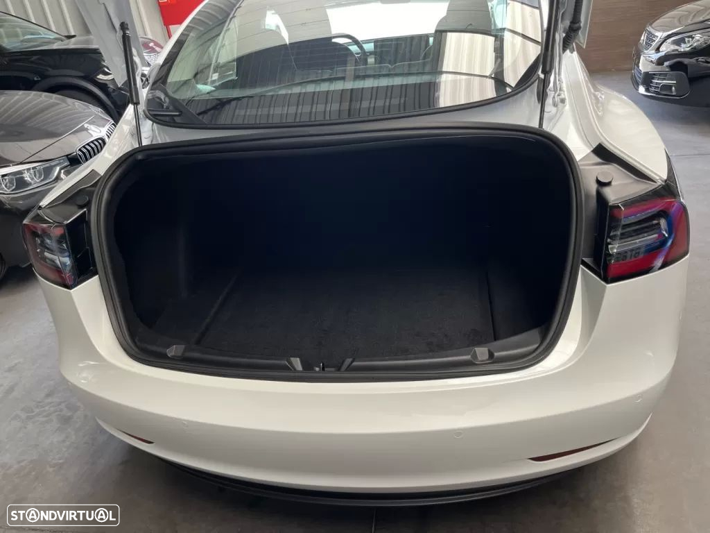 Tesla Model 3 Standard RWD Plus - 36
