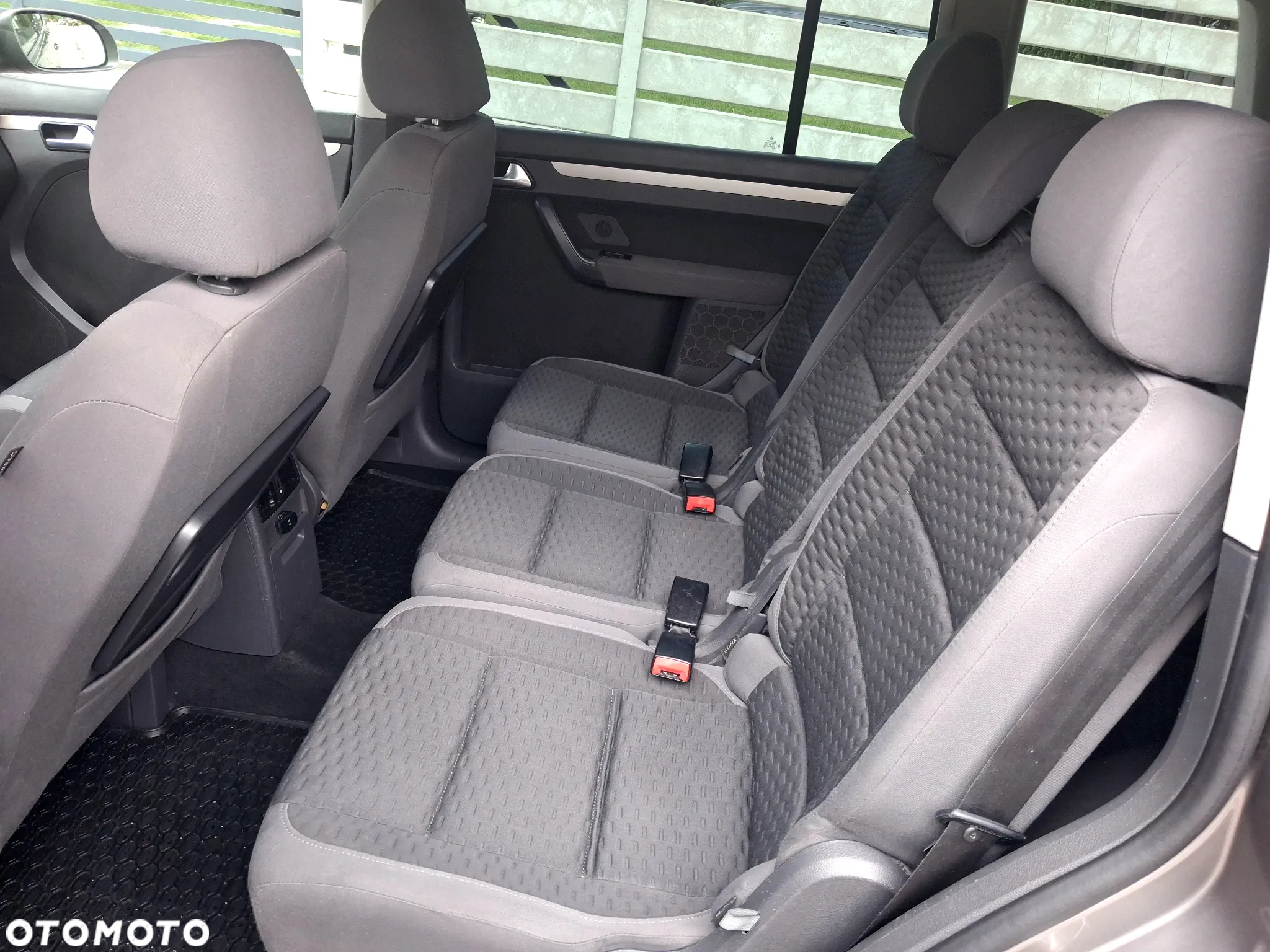 Volkswagen Touran 1.9 TDI DPF Trendline - 14