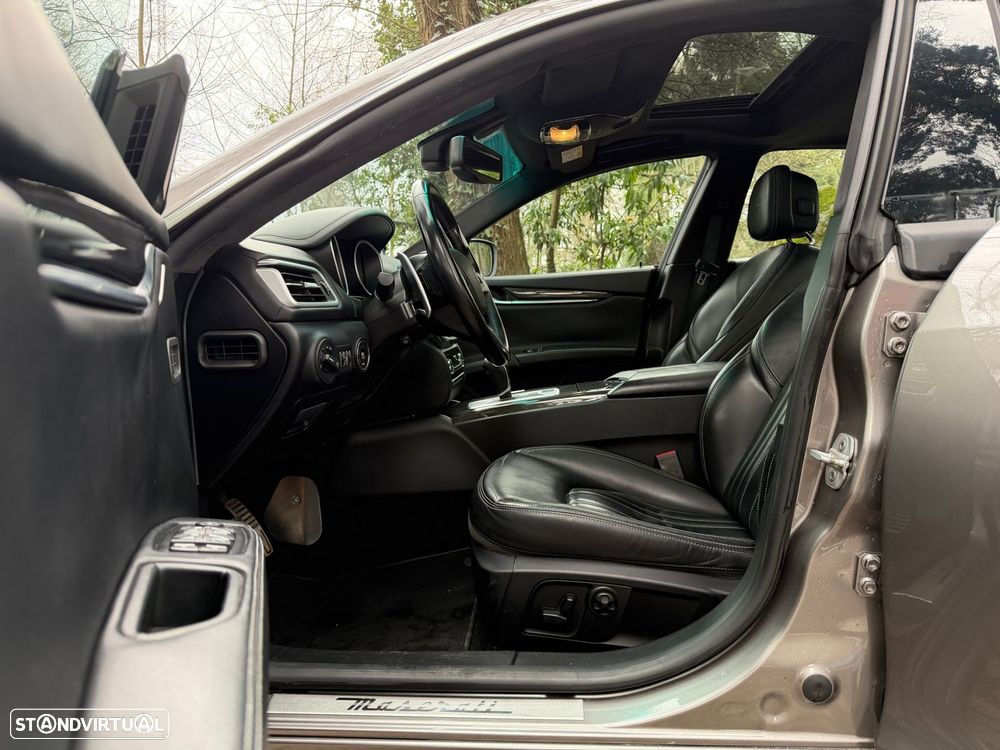 Maserati Ghibli 3.0 V6 GranLusso - 32