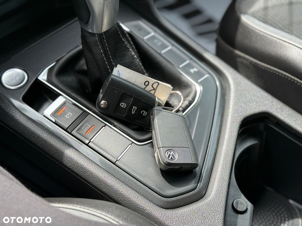 Volkswagen Tiguan 1.5 TSI OPF DSG R-Line - 28