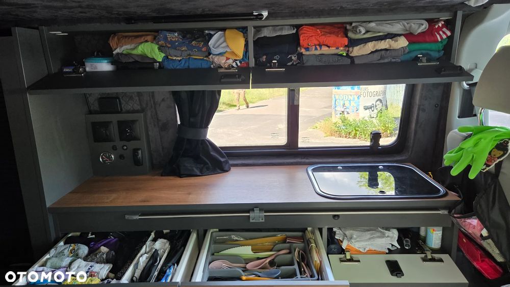 Volkswagen T5 - 32