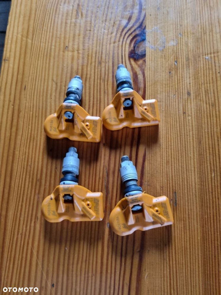 CZUJNIKI TPMS MERCEDES X53 GLC,S,E,C KLASSE HUF RDE036 4szt. - 1