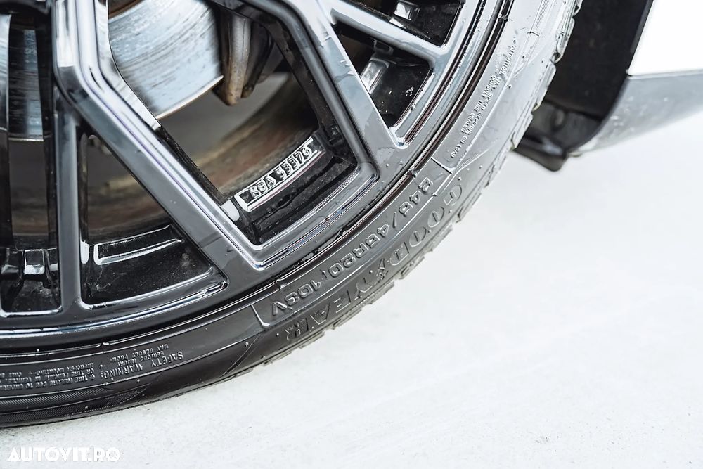 Audi e-tron GT quattro - 32