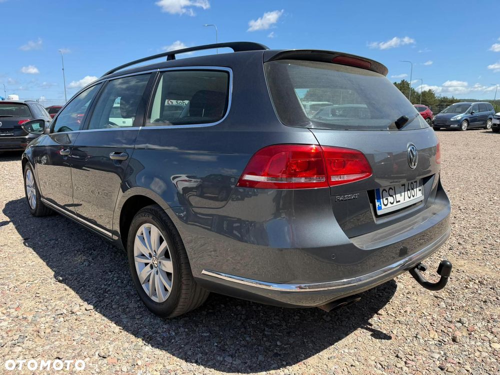 Volkswagen Passat 1.8 TSI Comfortline - 4