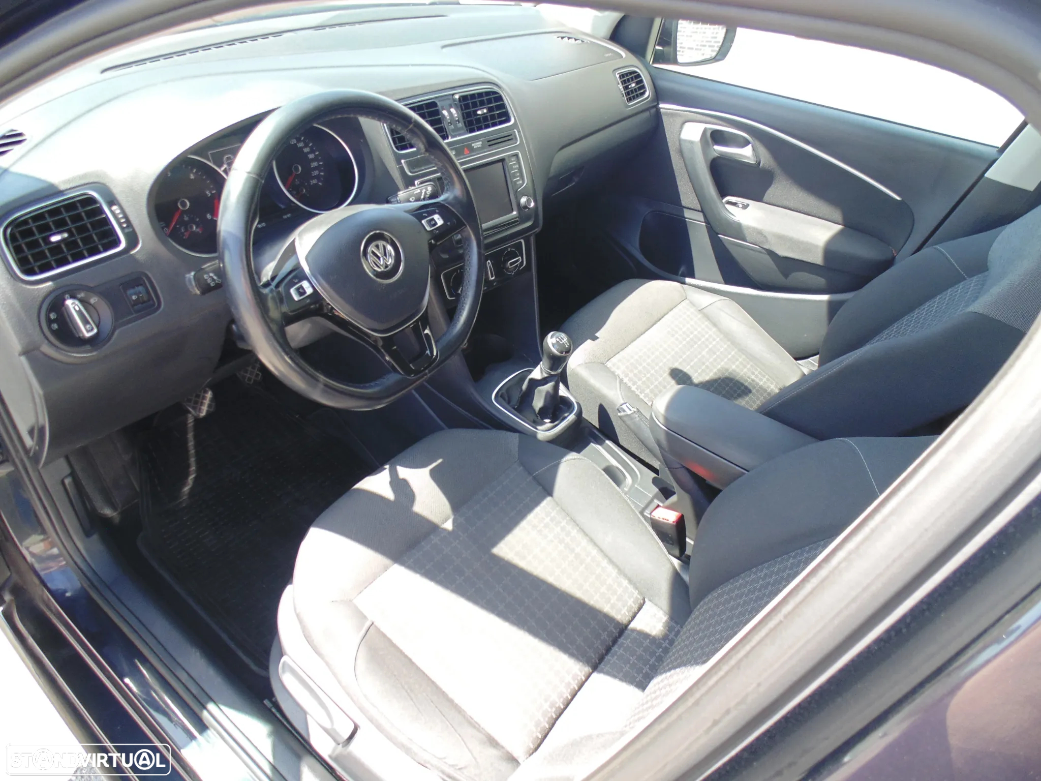 VW Polo 1.4 TDi Lounge - 20