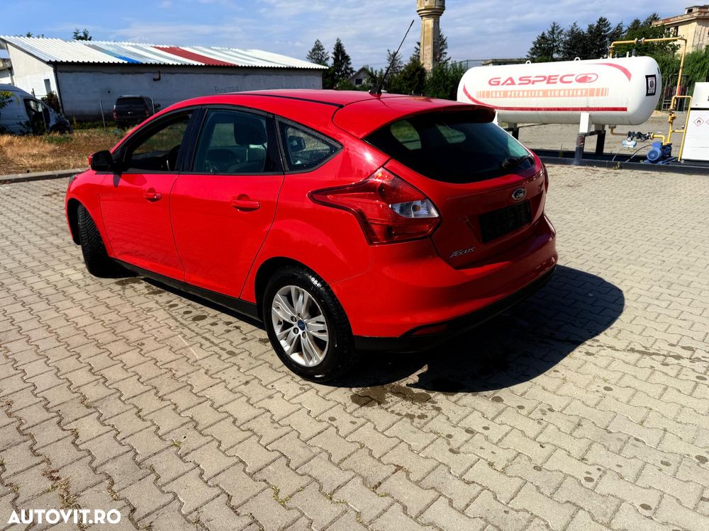 Ford Focus - 4