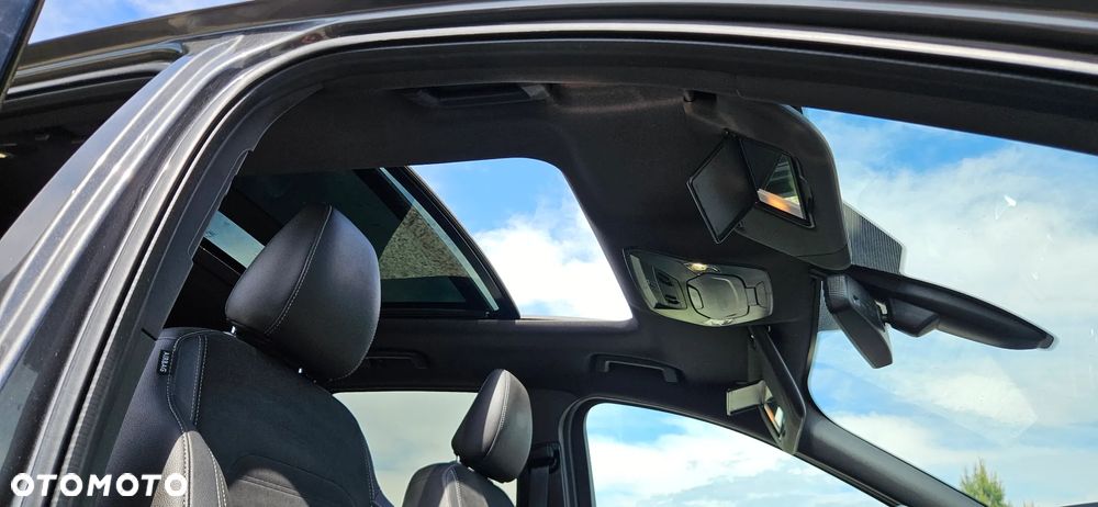 Ford Kuga 2.0 TDCi 2x4 ST-Line - 17