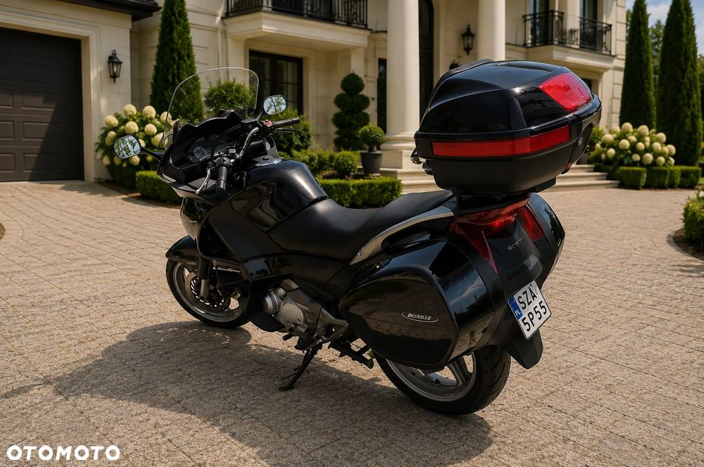 Honda NTV - 11
