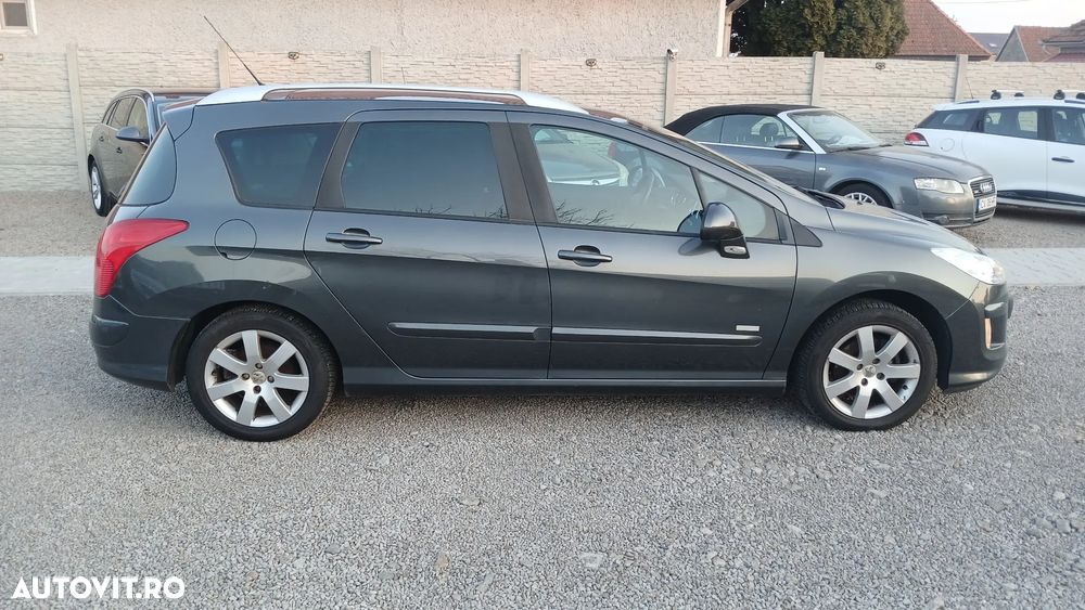 Peugeot 308 1.6E Premium Pack - 8