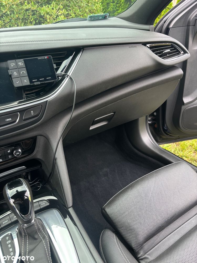 Opel Insignia 2.0 CDTI 4x4 Exclusive S&S - 24