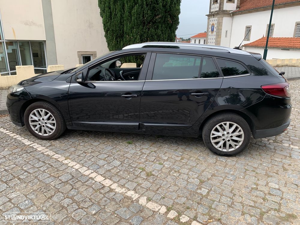 Renault Mégane Sport Tourer 1.5 dCi Comfort SS - 2