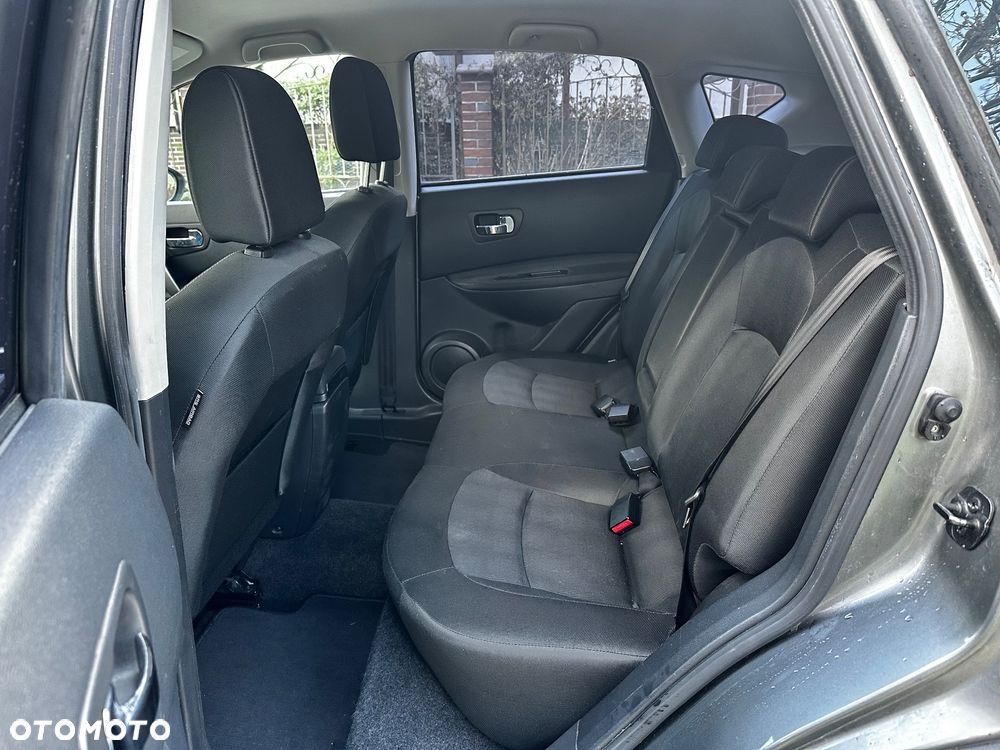 Nissan Qashqai 2.0 dCi DPF acenta - 14