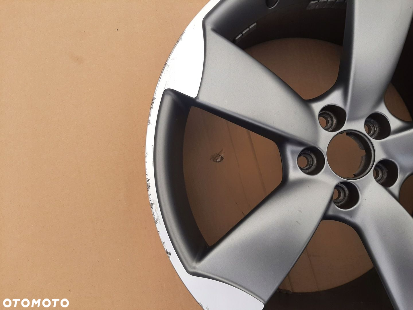 FELGA ALUMINIOWA 18 ET39,5 AUDI A1 8X0601025AR Rotor - 5