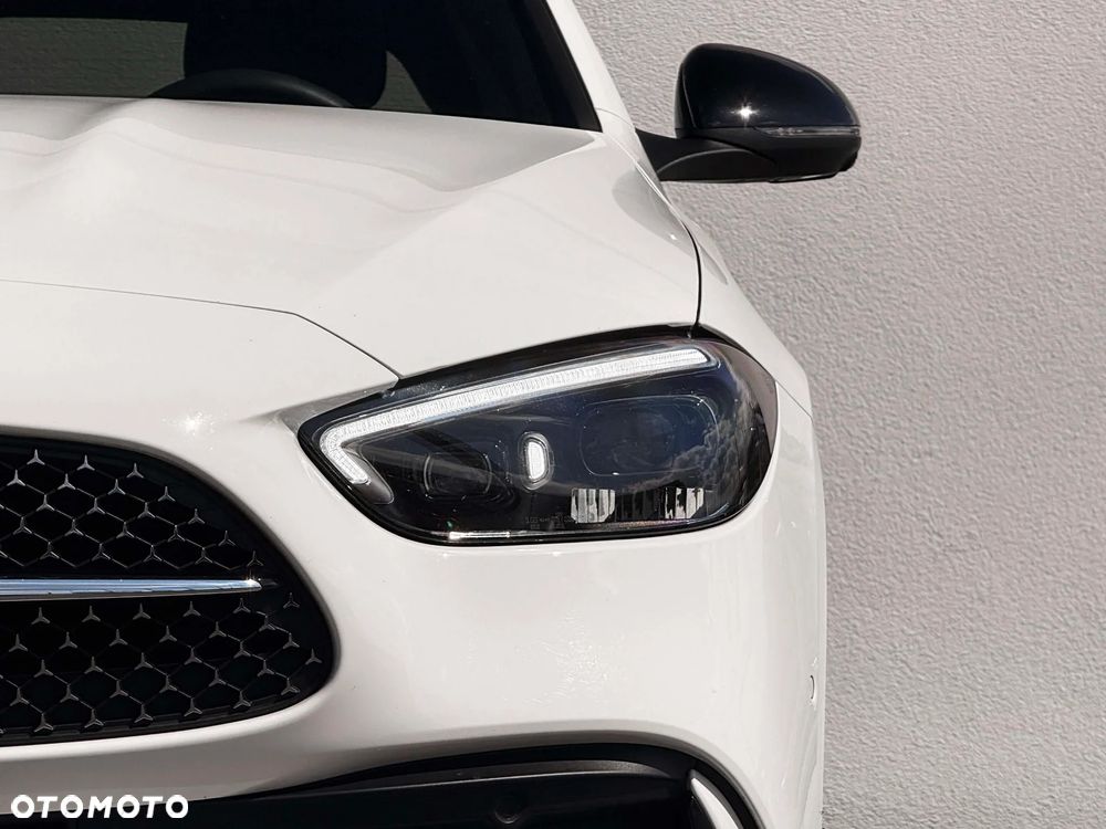 Mercedes-Benz Klasa C 300 9G-TRONIC AMG Line - 6