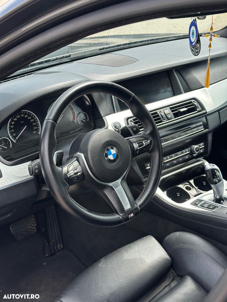 BMW Seria 5 520d xDrive - 10