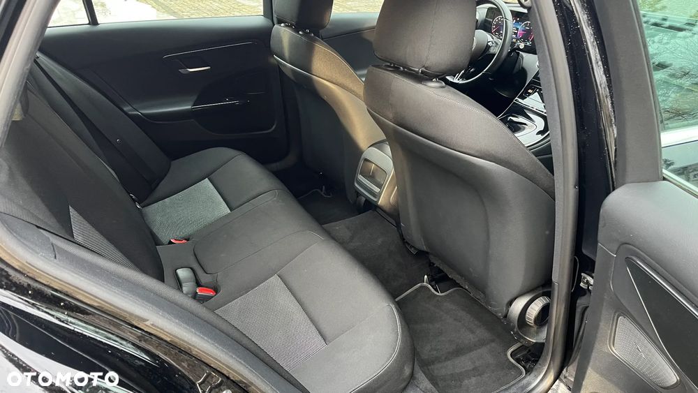 Mercedes-Benz Klasa C 200 d 9G-TRONIC - 18