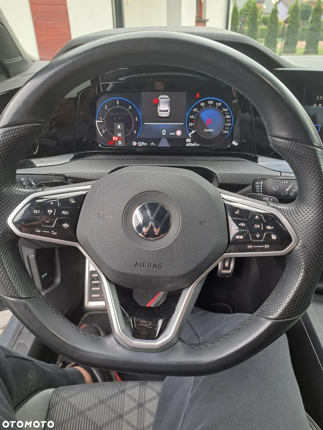 Volkswagen Golf 2.0 TDI SCR DSG R-Line - 6