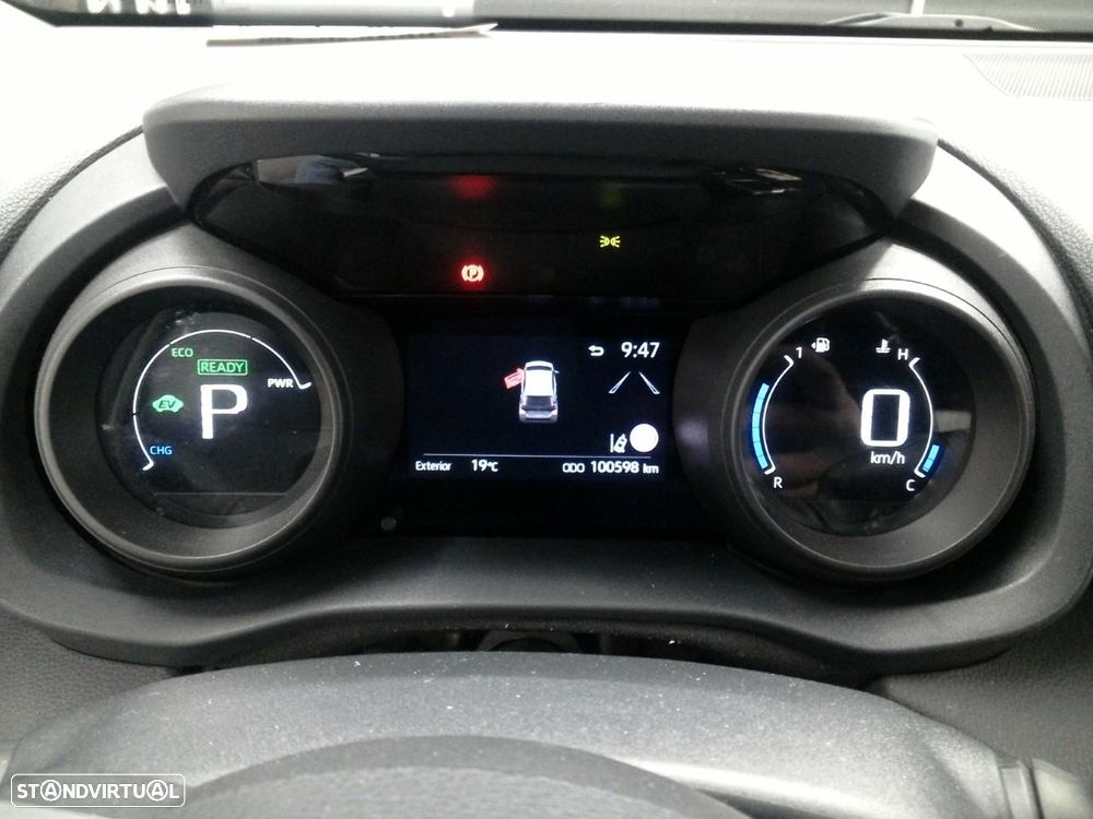 Toyota Yaris 1.5 HDF Exclusive - 6