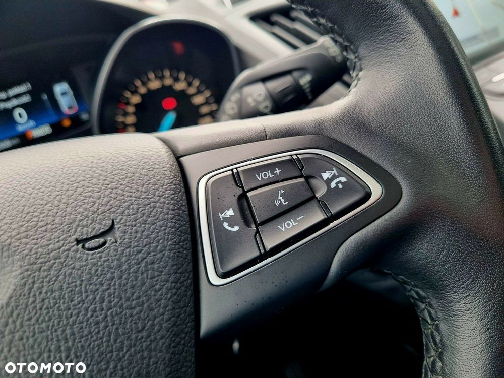 Ford Kuga 2.0 TDCi FWD Titanium - 19