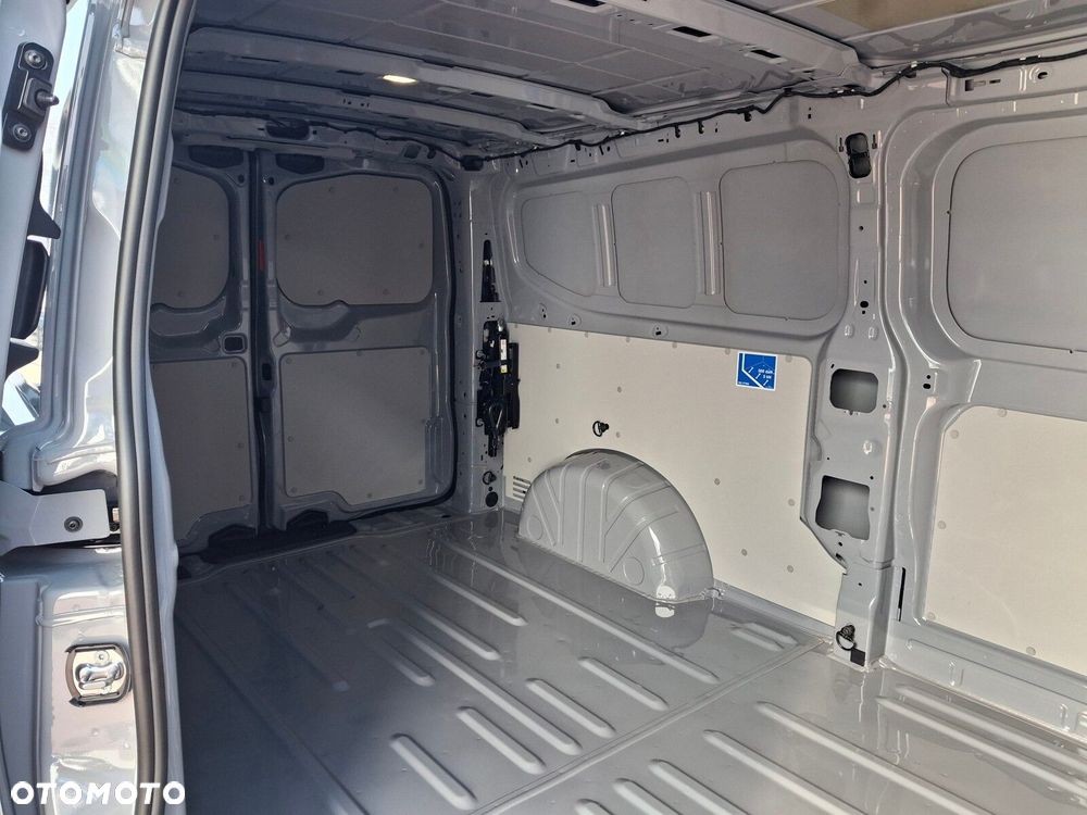 Volkswagen Transporter - 15