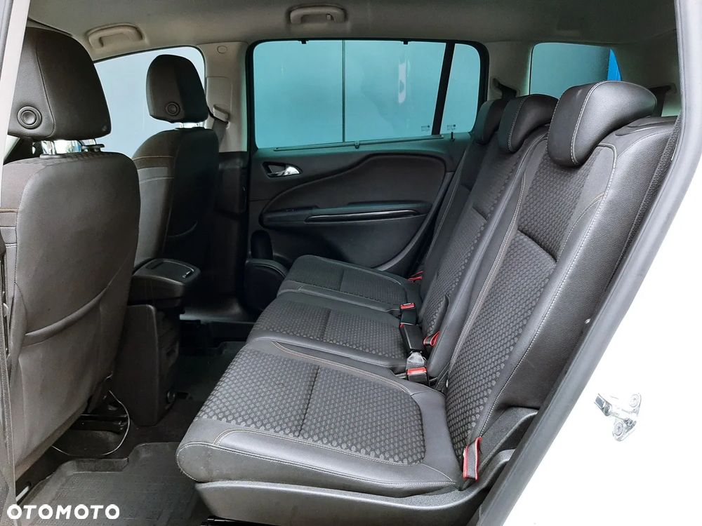 Opel Zafira 1.4 T Elite - 23