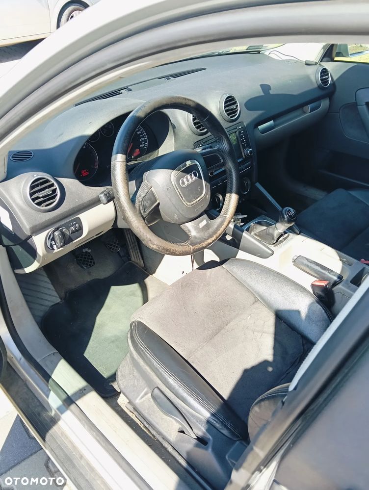 Audi A3 Sportback - 11