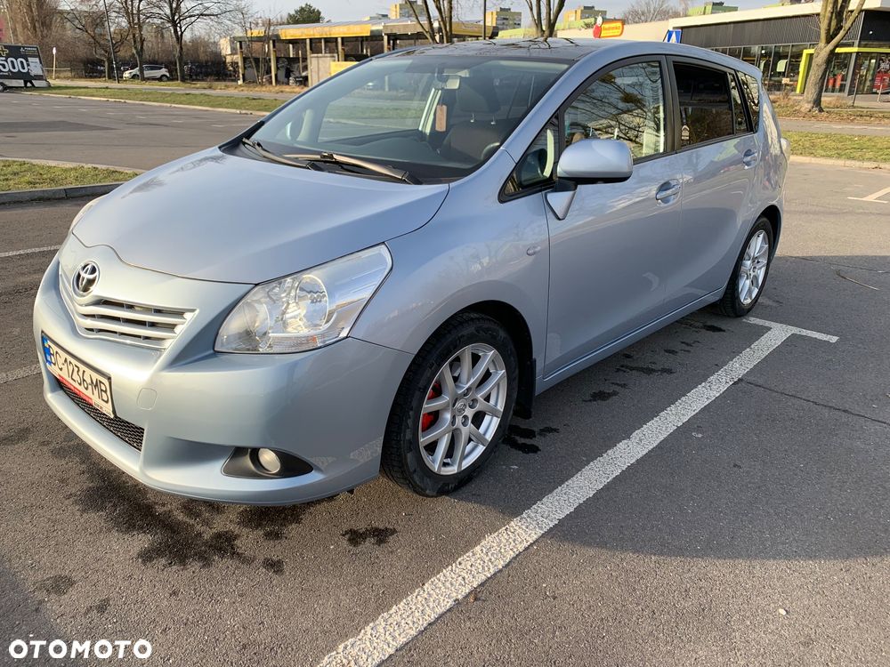 Toyota Verso - 2