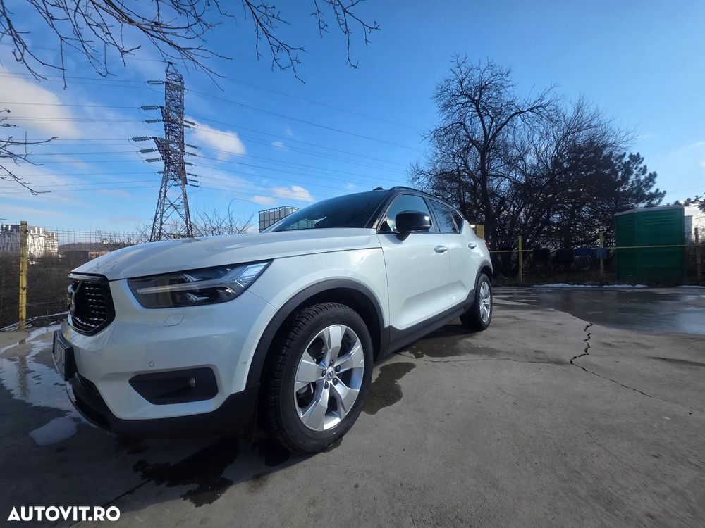 Volvo XC 40 B4 AT8 AWD Mild Hybrid Inscription - 2