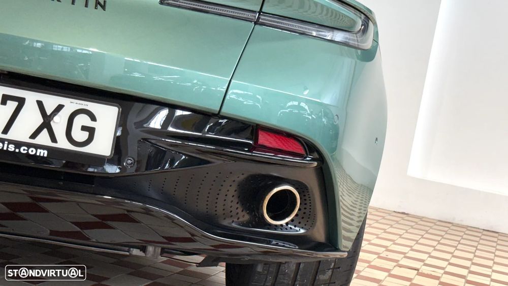 Aston Martin DB11 Coupé V8 Auto - 10
